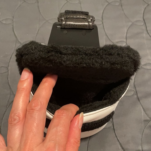 “1930” pouch - Picture 3 of 3